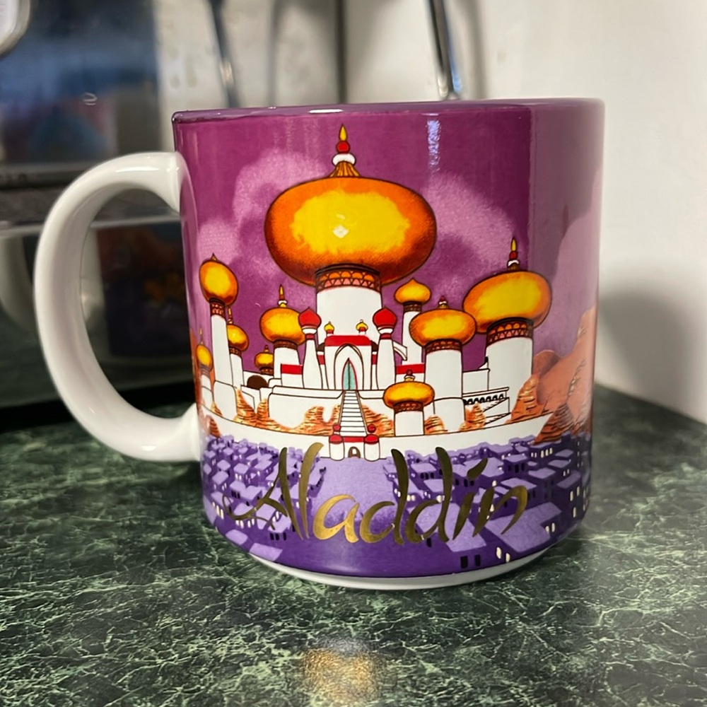 Disney Aladdin Mug Walt Disney Company Exclusive collectable Cup